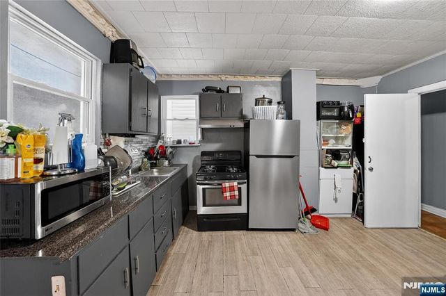 99 Bruen Street, Newark, NJ 07105