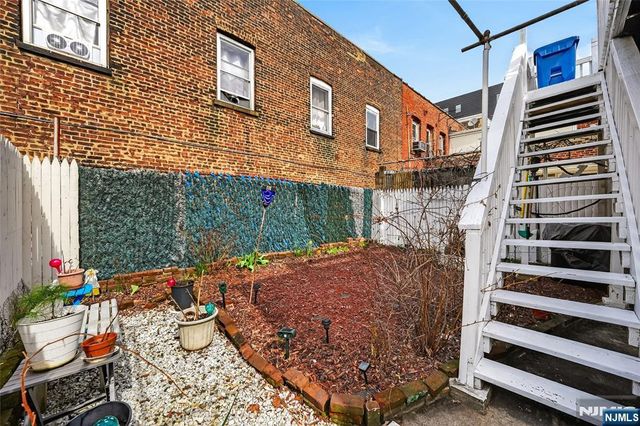 99 Bruen Street, Newark, NJ 07105