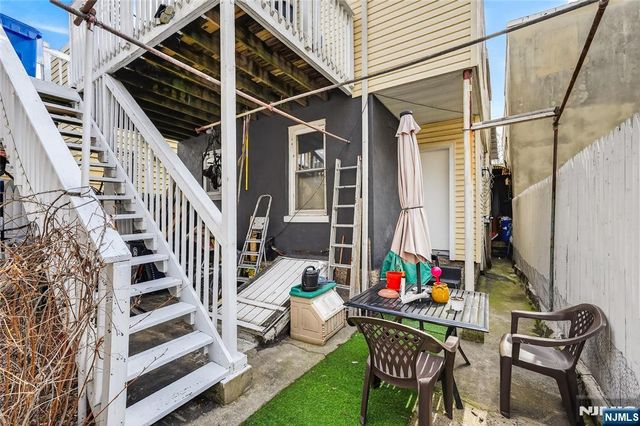 99 Bruen Street, Newark, NJ 07105