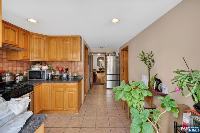 99 Bruen Street, Newark, NJ 07105