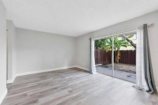 6659 SW 41st Place 38, Davie, FL 33314