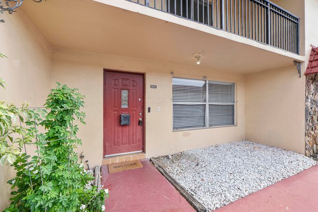 6659 SW 41st Place 38, Davie, FL 33314