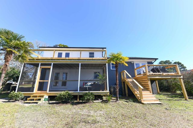 1931 Lakeview Circle, Surfside Beach, SC 29575