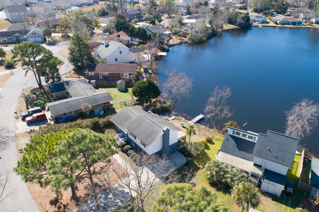 1931 Lakeview Circle, Surfside Beach, SC 29575