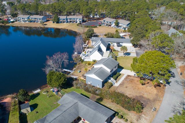 1931 Lakeview Circle, Surfside Beach, SC 29575