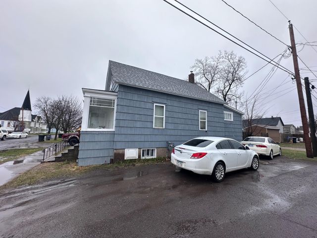 1312 N 11th Street, Superior, WI 54880