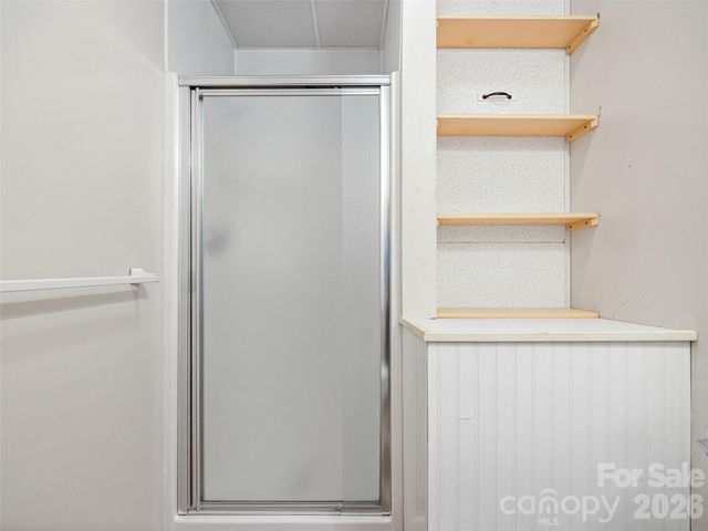 128 Country Ridge Road, Hendersonville, NC 28739