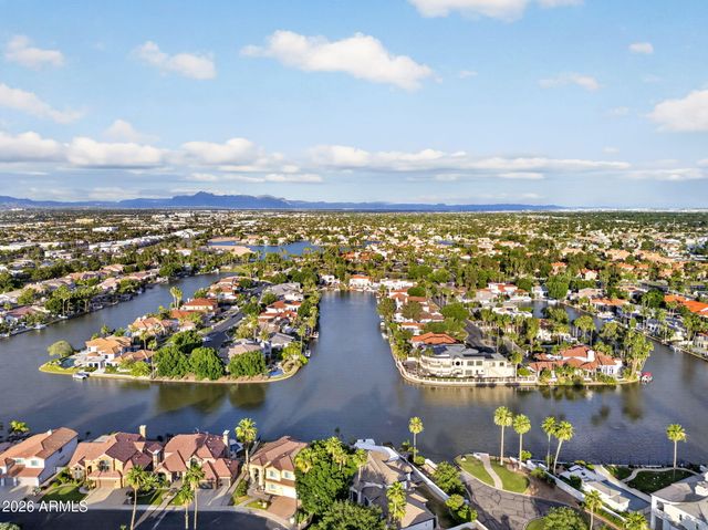 1321 E TREASURE COVE Drive, Gilbert, AZ 85234