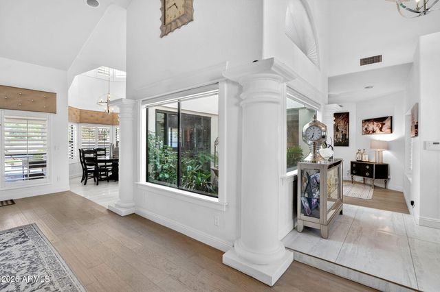 1321 E TREASURE COVE Drive, Gilbert, AZ 85234