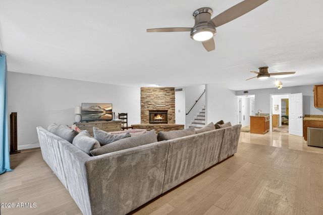 1321 E TREASURE COVE Drive, Gilbert, AZ 85234
