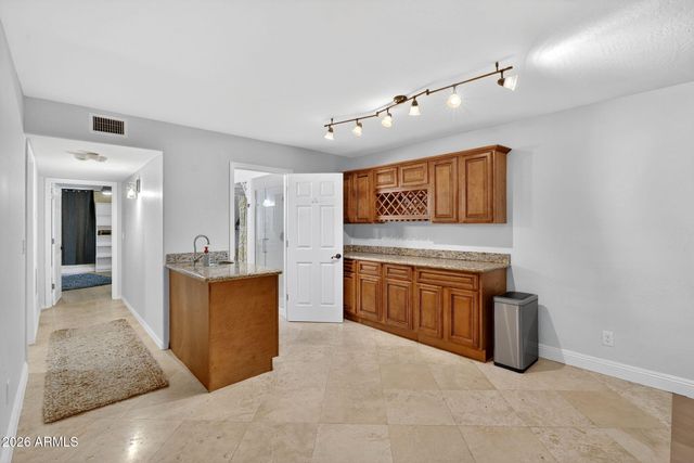 1321 E TREASURE COVE Drive, Gilbert, AZ 85234