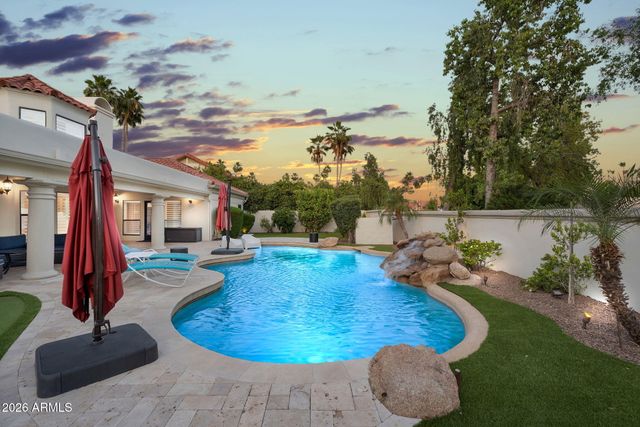 1321 E TREASURE COVE Drive, Gilbert, AZ 85234