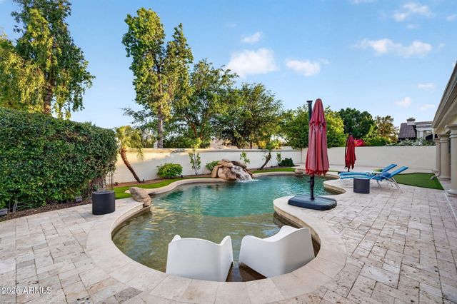 1321 E TREASURE COVE Drive, Gilbert, AZ 85234