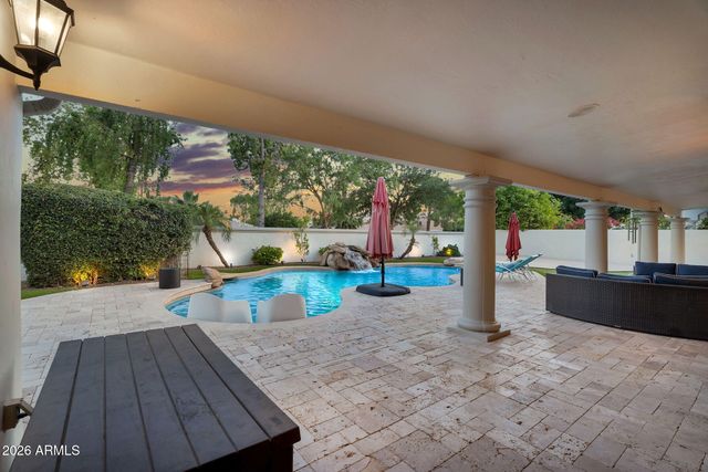 1321 E TREASURE COVE Drive, Gilbert, AZ 85234