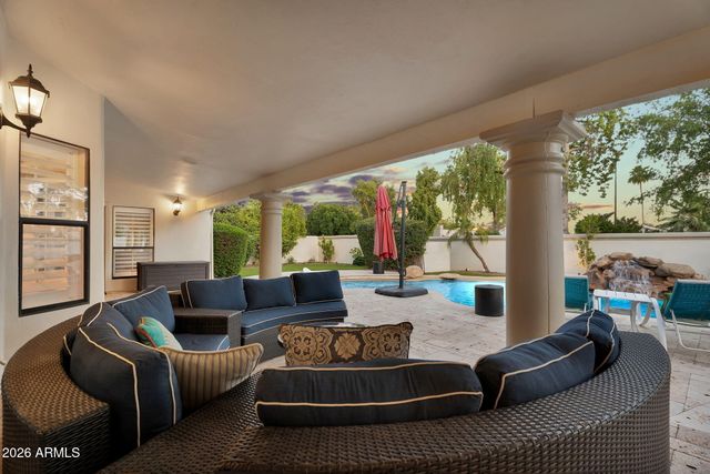 1321 E TREASURE COVE Drive, Gilbert, AZ 85234