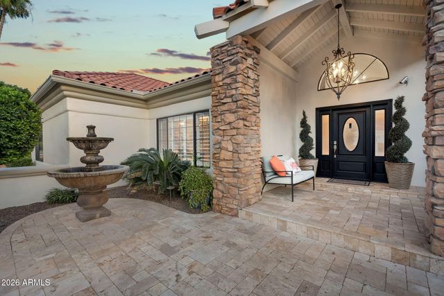 1321 E TREASURE COVE Drive, Gilbert, AZ 85234