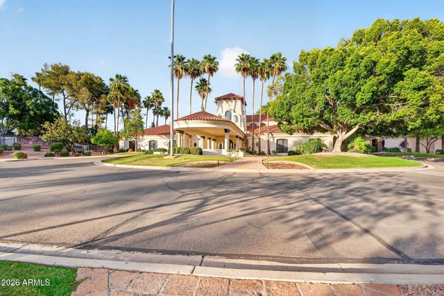 1321 E TREASURE COVE Drive, Gilbert, AZ 85234