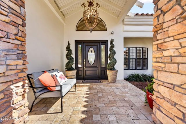 1321 E TREASURE COVE Drive, Gilbert, AZ 85234