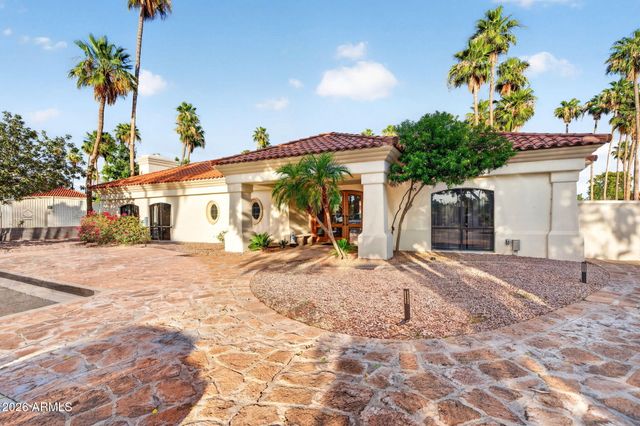 1321 E TREASURE COVE Drive, Gilbert, AZ 85234