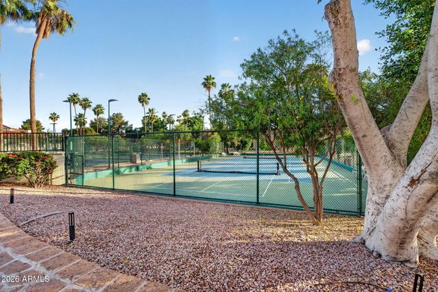 1321 E TREASURE COVE Drive, Gilbert, AZ 85234