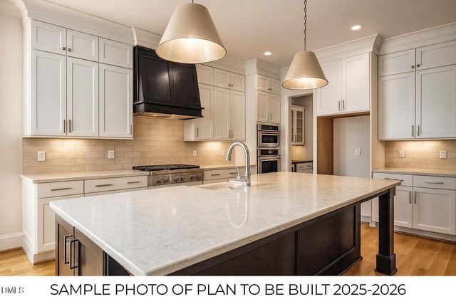 827 Homestead Road, Chapel Hill, NC 27516