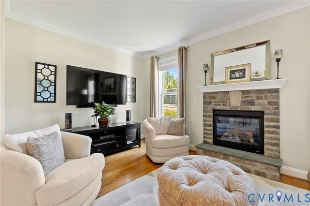 10240 Deerlake Dr, New Kent, VA 23124