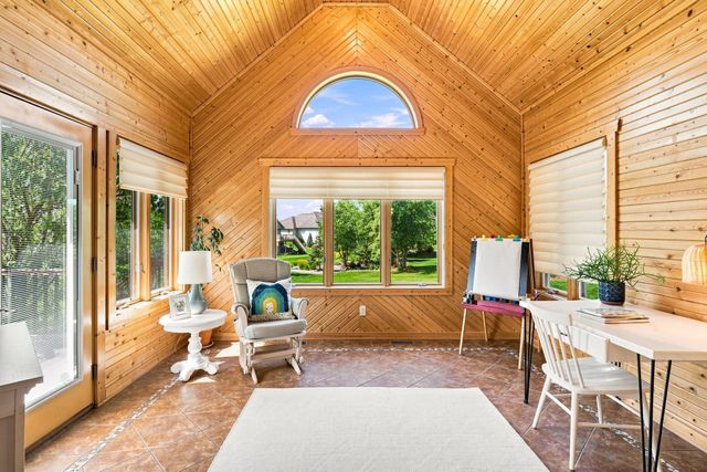 1647 Seashell Lane, Waconia, MN 55387