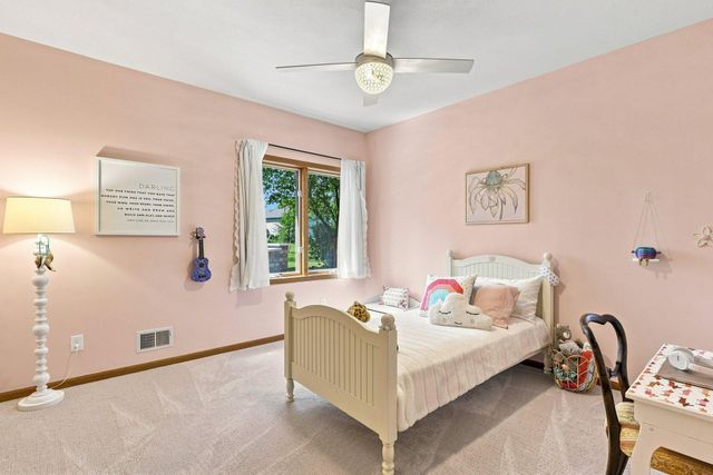 1647 Seashell Lane, Waconia, MN 55387