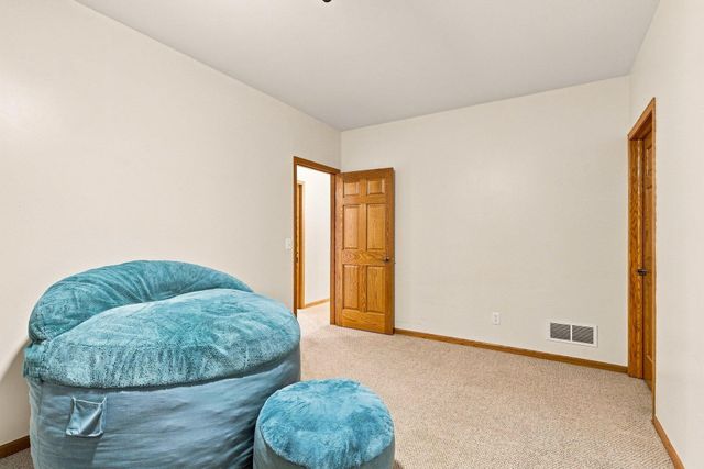 1647 Seashell Lane, Waconia, MN 55387