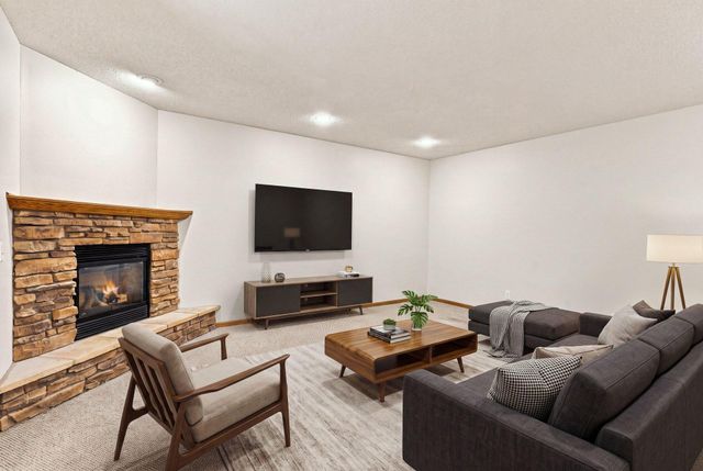 1647 Seashell Lane, Waconia, MN 55387