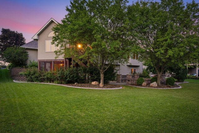 1647 Seashell Lane, Waconia, MN 55387