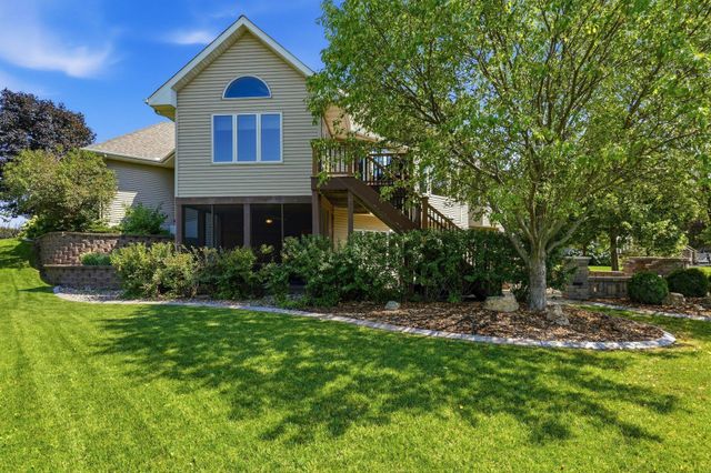 1647 Seashell Lane, Waconia, MN 55387