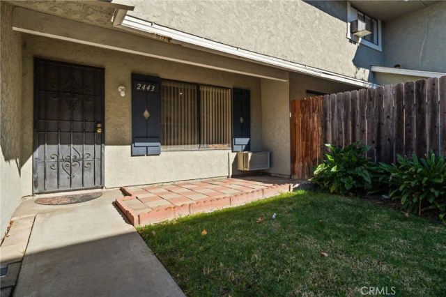 2443 Deodar Street 2, Santa Ana, CA 92705