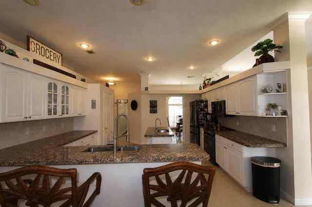 1542 SW JASMINE Trace, Palm City, FL 34990