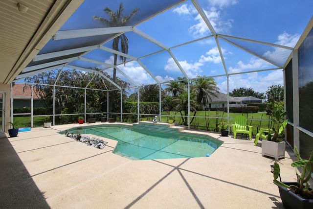 1542 SW JASMINE Trace, Palm City, FL 34990