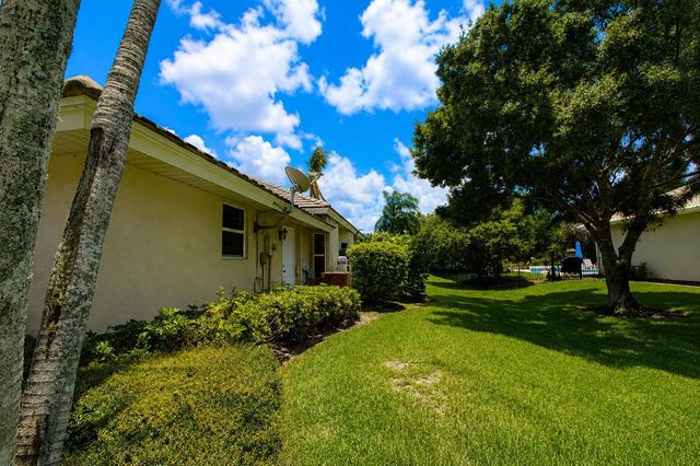 1542 SW JASMINE Trace, Palm City, FL 34990