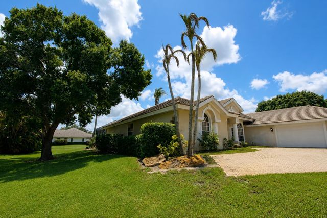 1542 SW JASMINE Trace, Palm City, FL 34990