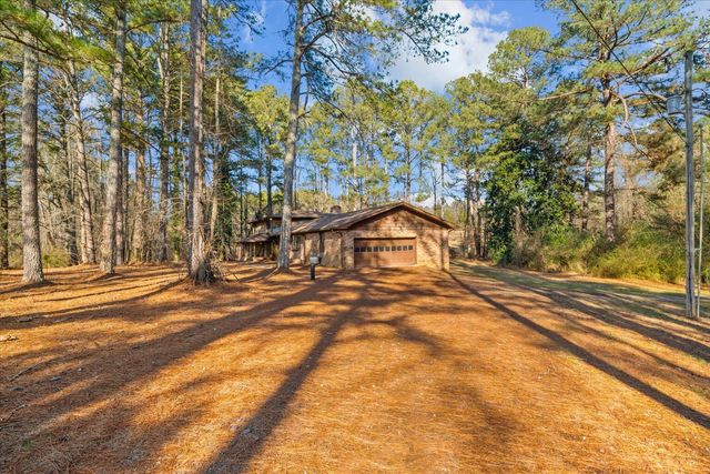 2286 NE Dawnville Beaverdale Road NE, Dalton, GA 30721