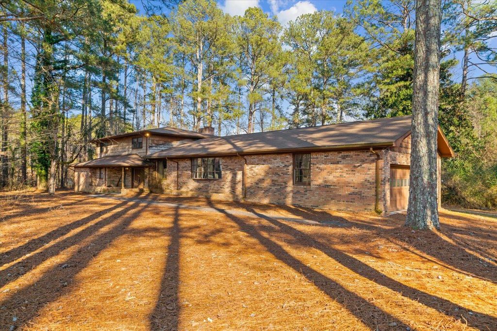2286 NE Dawnville Beaverdale Road NE, Dalton, GA 30721