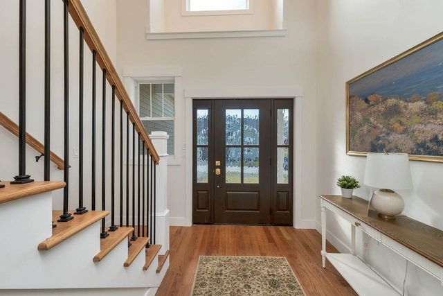 44 Lady Walsingham Way, Laconia, NH 03246