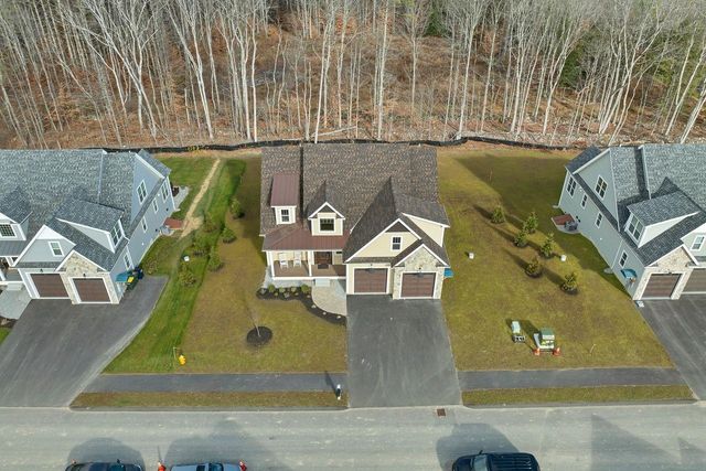 44 Lady Walsingham Way, Laconia, NH 03246