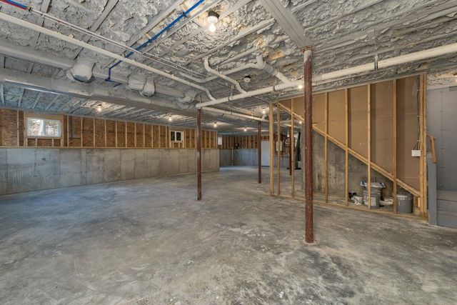 44 Lady Walsingham Way, Laconia, NH 03246