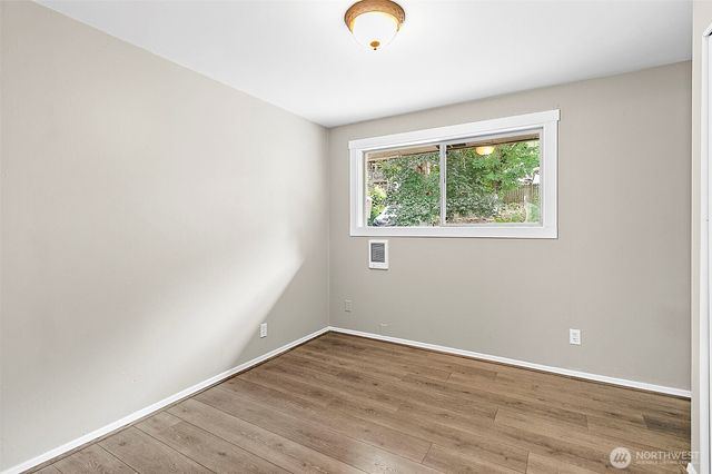 9656 Beacon Avenue S, Seattle, WA 98118