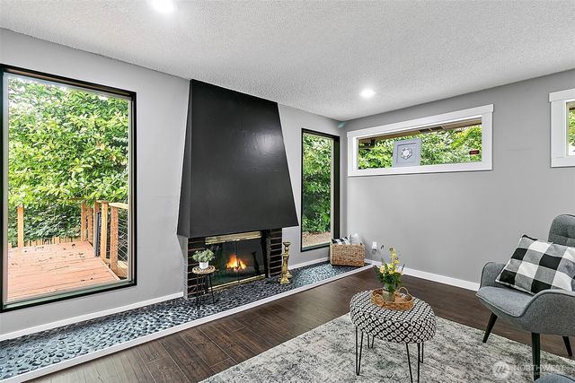 9656 Beacon Avenue S, Seattle, WA 98118
