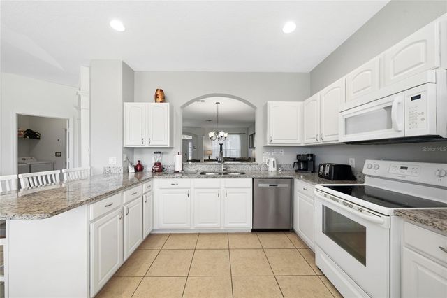 7803 BASNETT CIRCLE, Kissimmee, FL 34747
