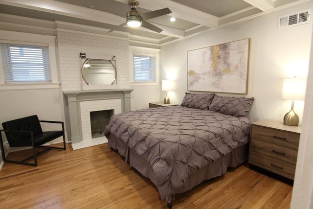 901 E 39th Street, Kansas City, MO 64109