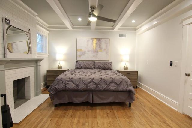 901 E 39th Street, Kansas City, MO 64109