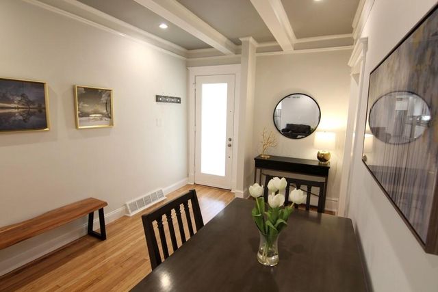 901 E 39th Street, Kansas City, MO 64109