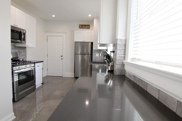 901 E 39th Street, Kansas City, MO 64109