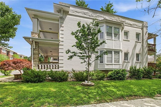 901 E 39th Street, Kansas City, MO 64109